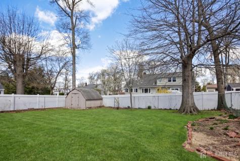 44 Colonia Place Colonia NJ 07067