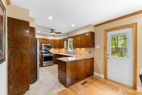 35 Mimi Road Old Bridge NJ 08857