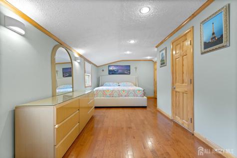 35 Mimi Road Old Bridge NJ 08857