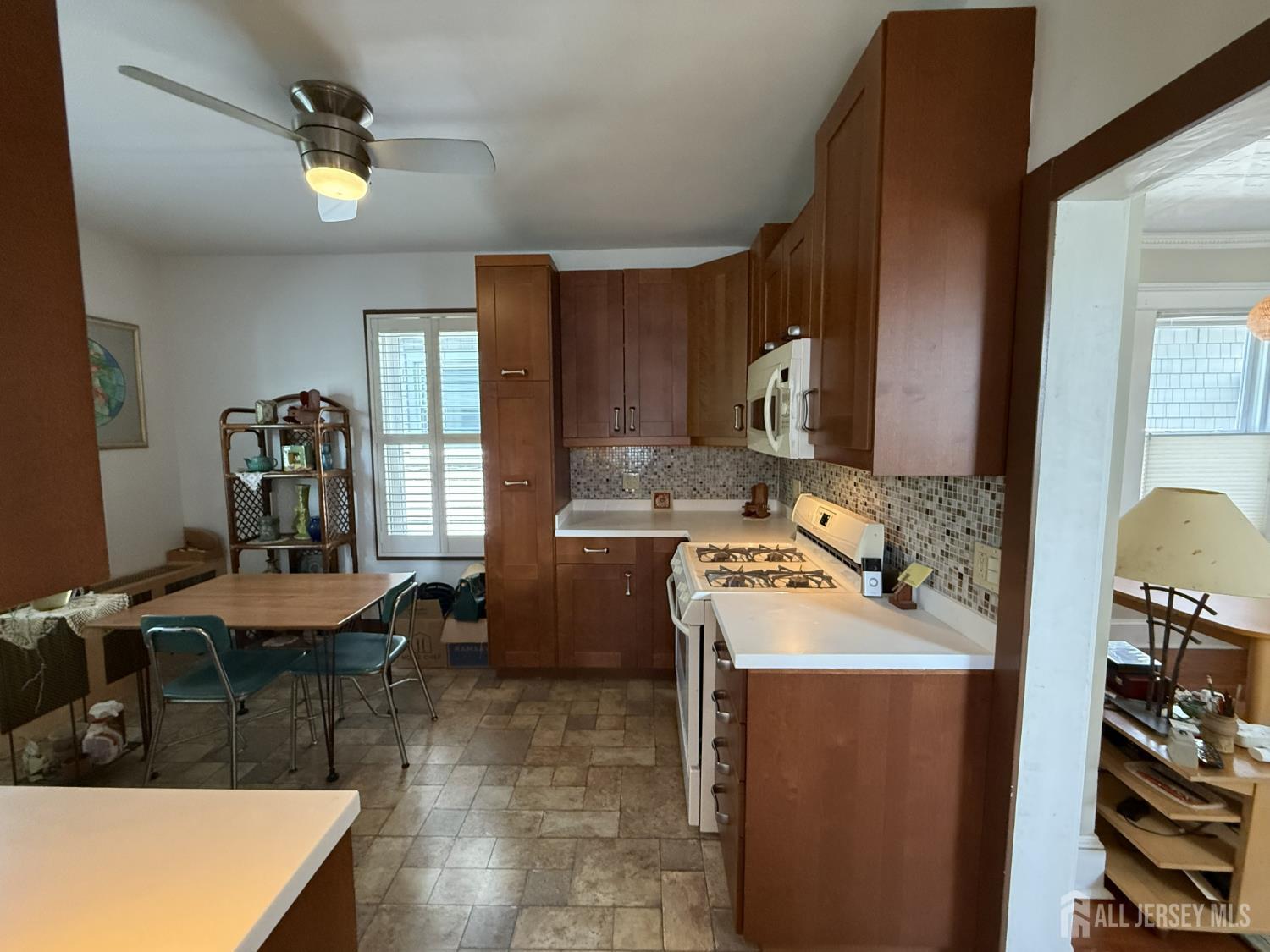 36 Raritan Avenue South River NJ 08882