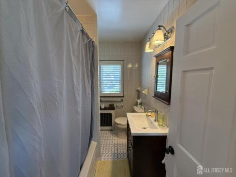 36 Raritan Avenue South River NJ 08882