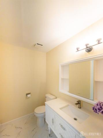 220-C Manchester Lane Monroe NJ 08831