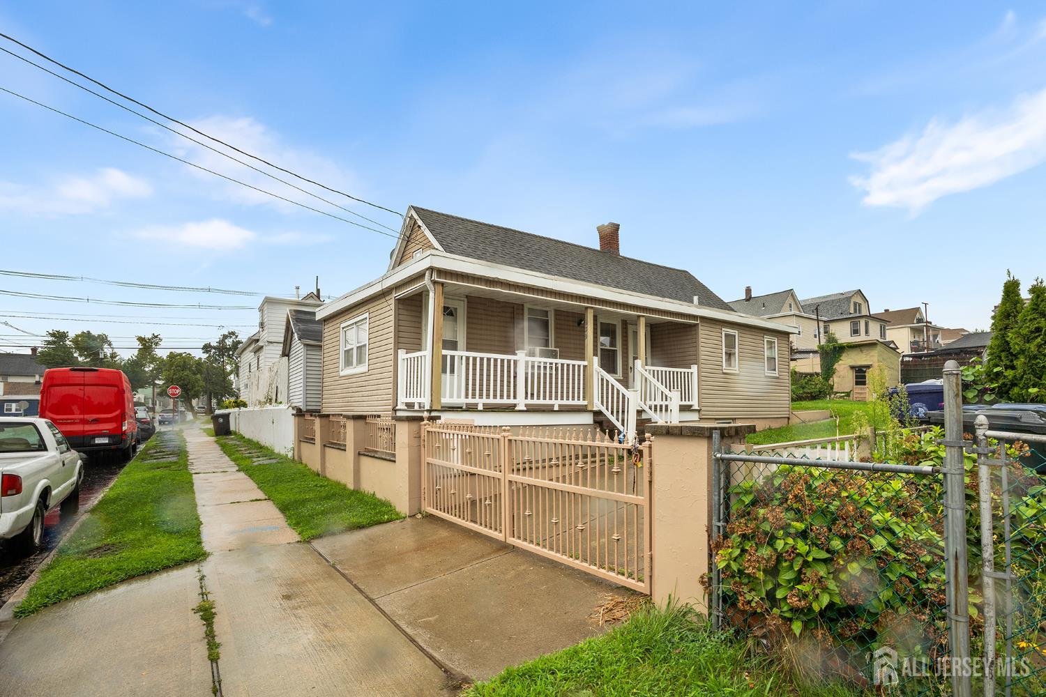 639 Johnstone Street Perth Amboy NJ 08861