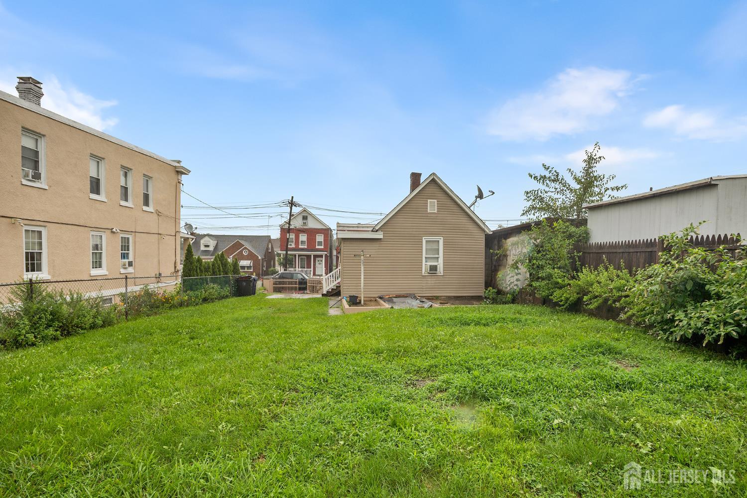 639 Johnstone Street Perth Amboy NJ 08861