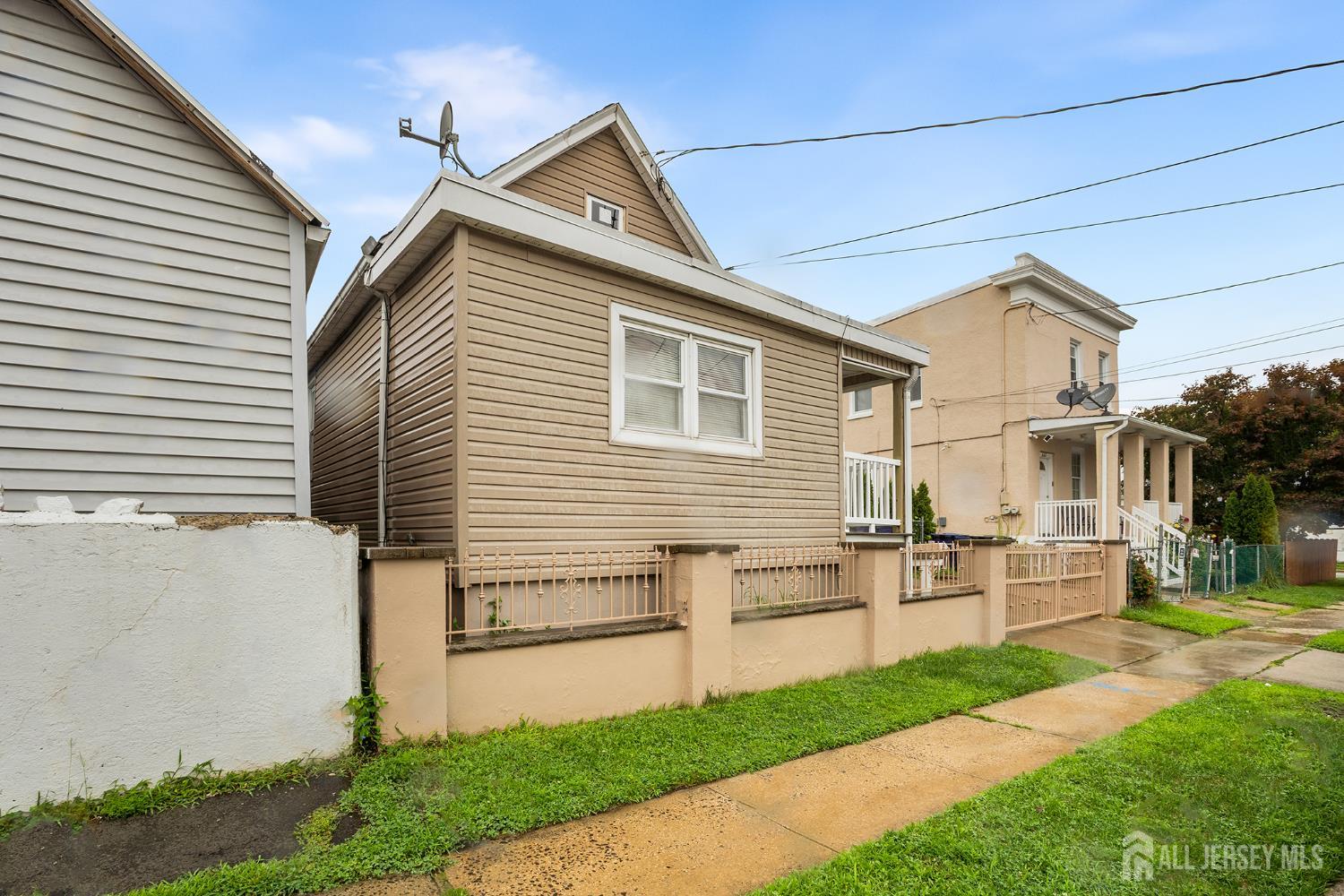 639 Johnstone Street Perth Amboy NJ 08861