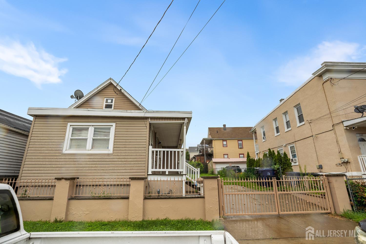 639 Johnstone Street Perth Amboy NJ 08861