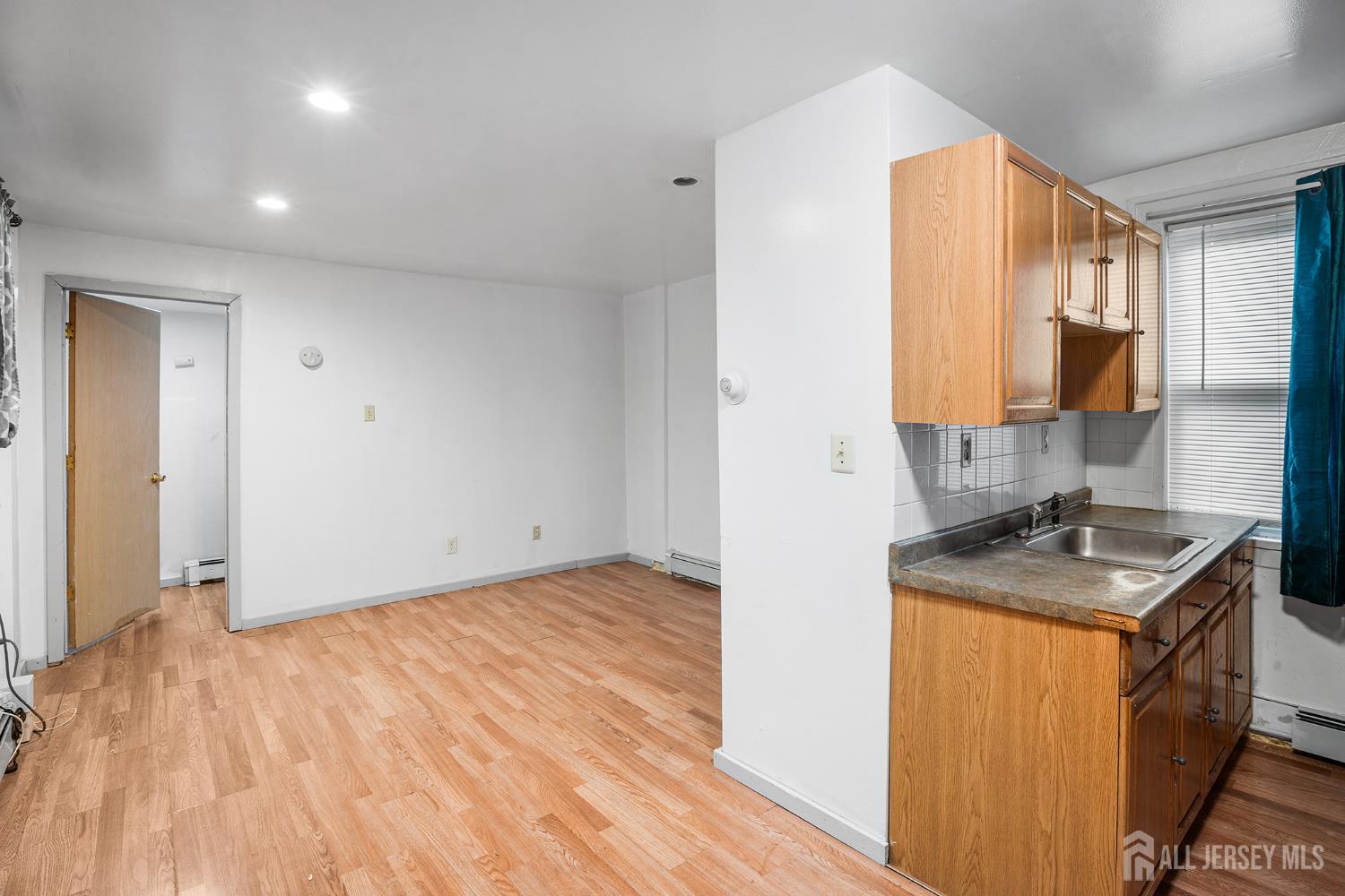 639 Johnstone Street Perth Amboy NJ 08861