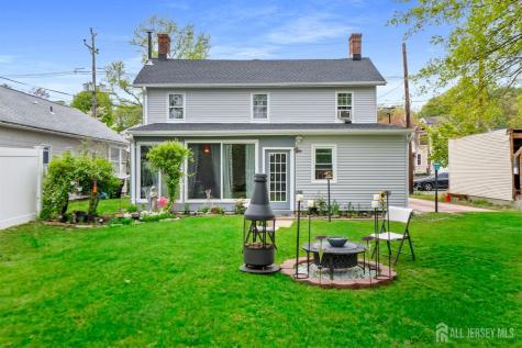 33 Kossman Street East Brunswick NJ 08816