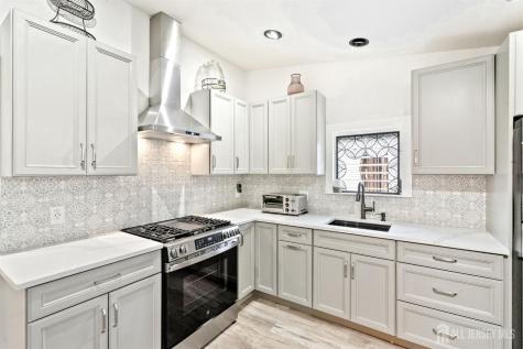 33 Kossman Street East Brunswick NJ 08816