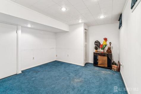 75 Linda Lane Edison NJ 08820