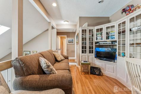 75 Linda Lane Edison NJ 08820