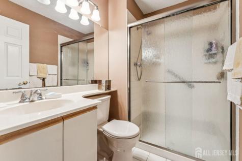 75 Linda Lane Edison NJ 08820