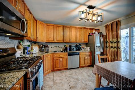 22 Borell Square Parlin NJ 08859