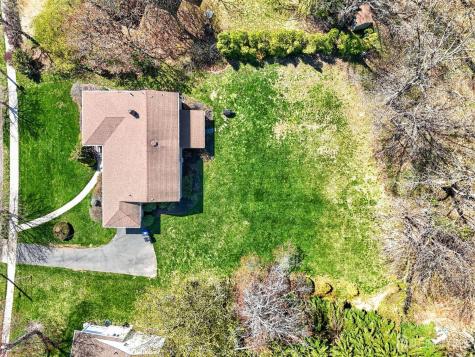 39 Canterbury Road East Brunswick NJ 08816