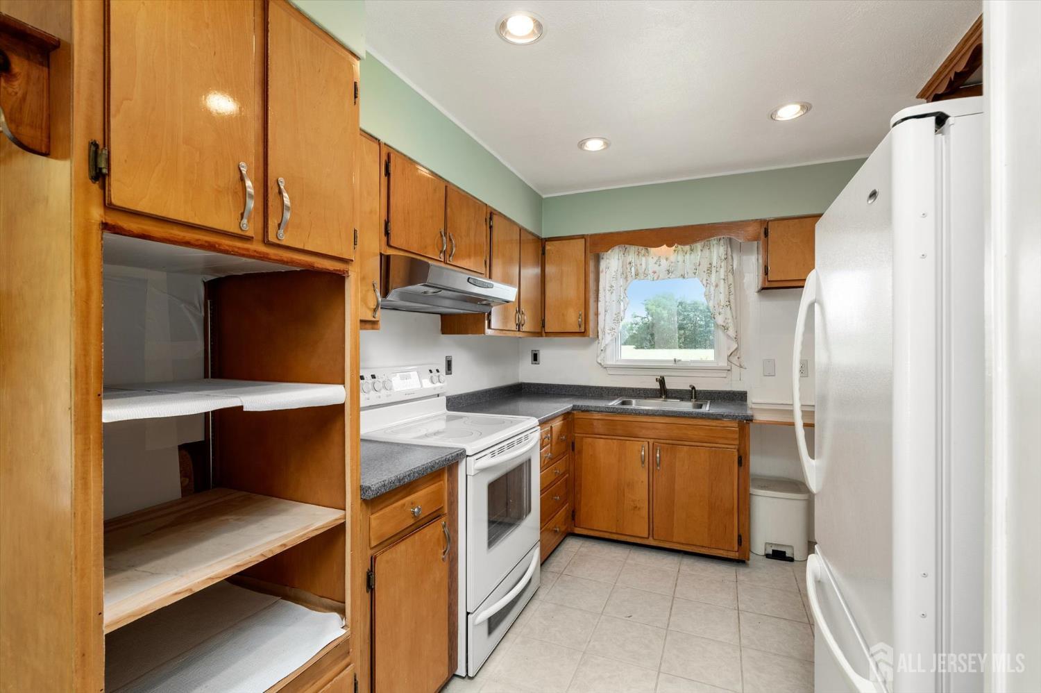 3 Probasco Drive Allentown NJ 08501