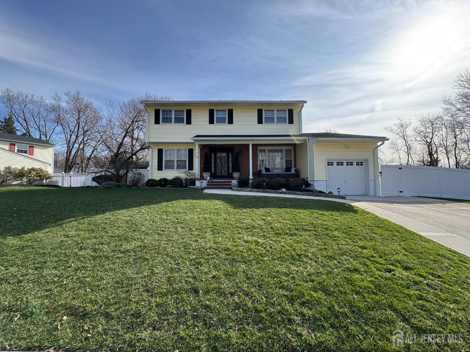 28 Hillside Avenue South Brunswick NJ 08852