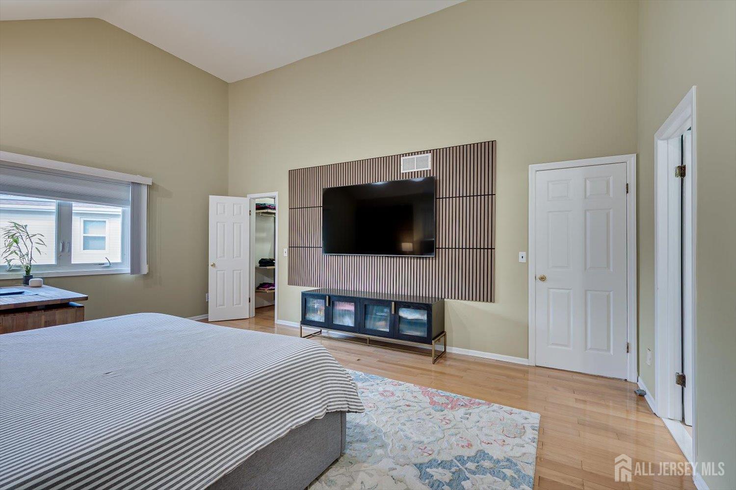 76 Revere Boulevard Edison NJ 08820