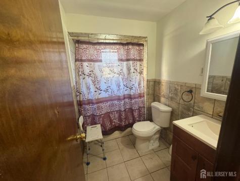 68 Danforth Avenue Jersey City NJ 07305