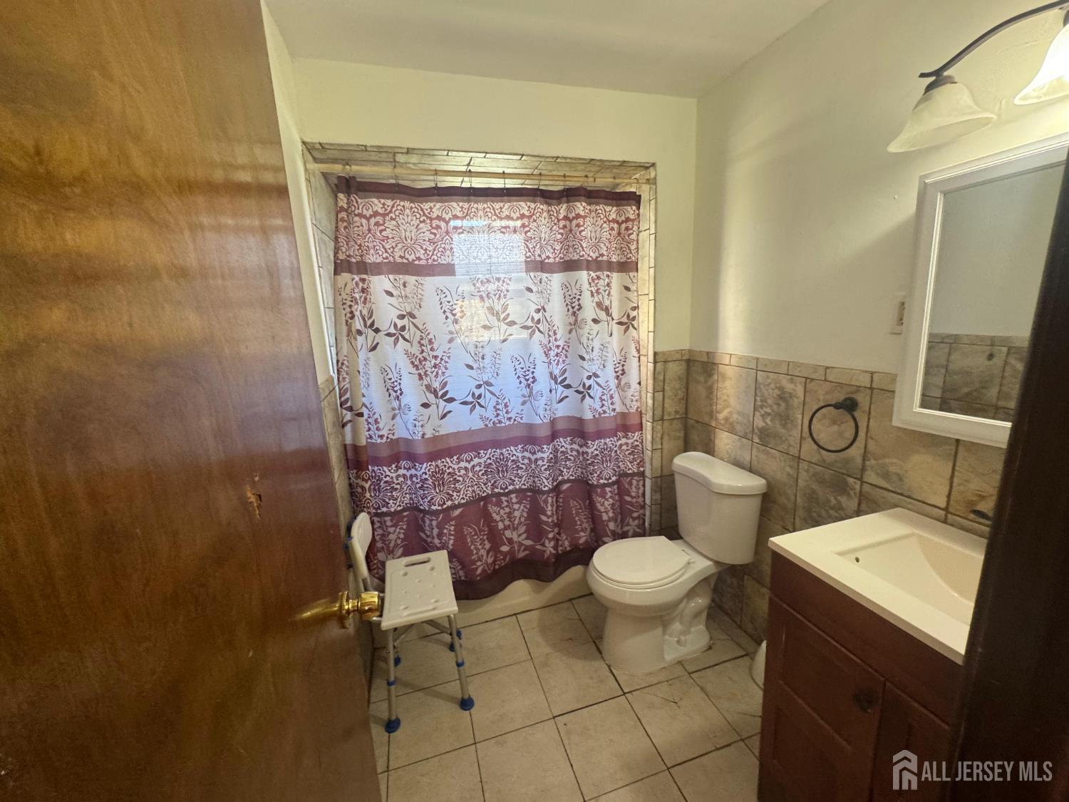 68 Danforth Avenue Jersey City NJ 07305