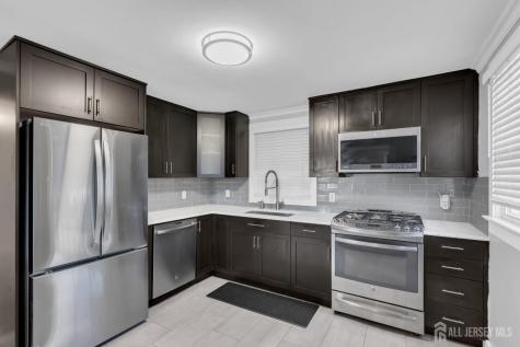 20 Burnet Street Avenel NJ 07001