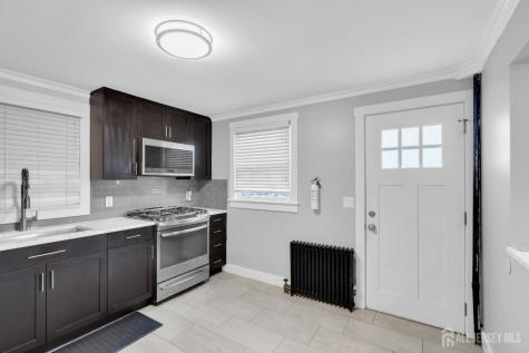 20 Burnet Street Avenel NJ 07001