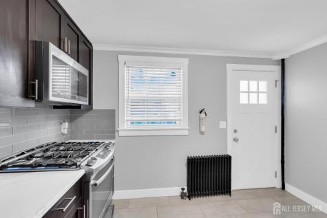 20 Burnet Street Avenel NJ 07001