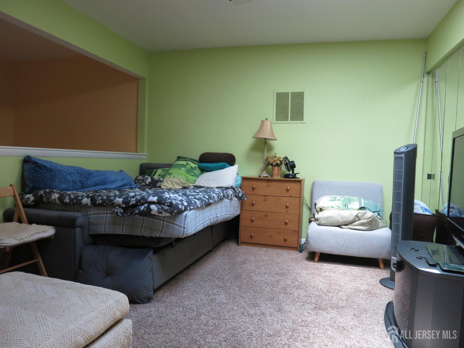 37 Aspen Avenue Englishtown NJ 07726
