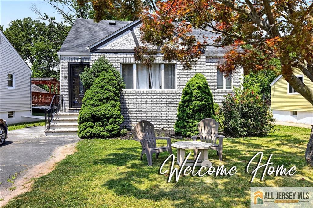 93 Gaywood Avenue Colonia NJ 07067