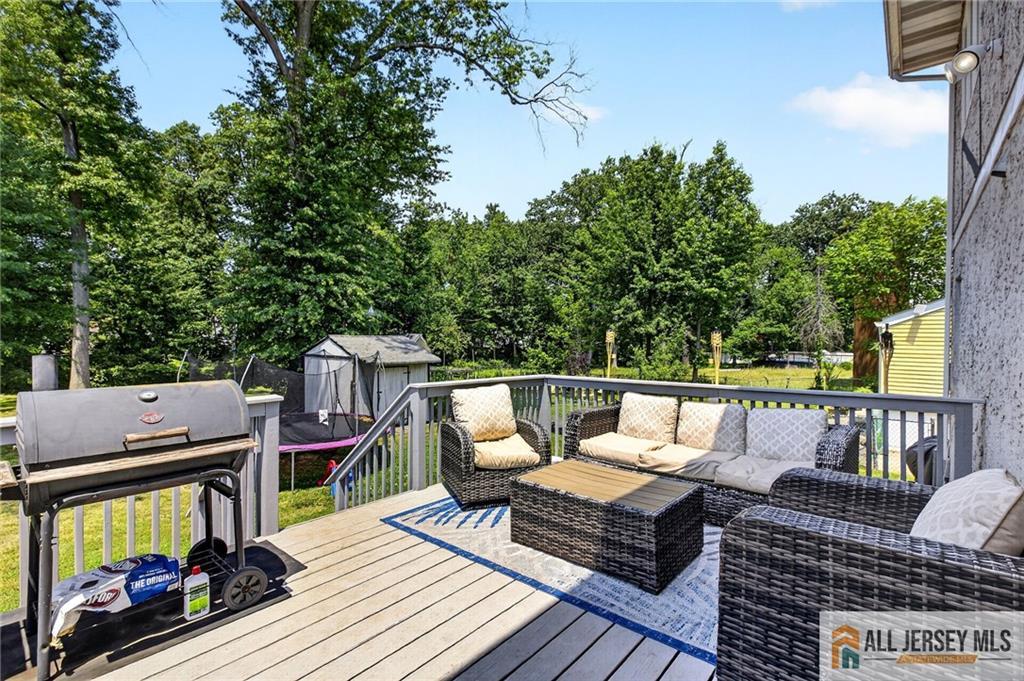 93 Gaywood Avenue Colonia NJ 07067
