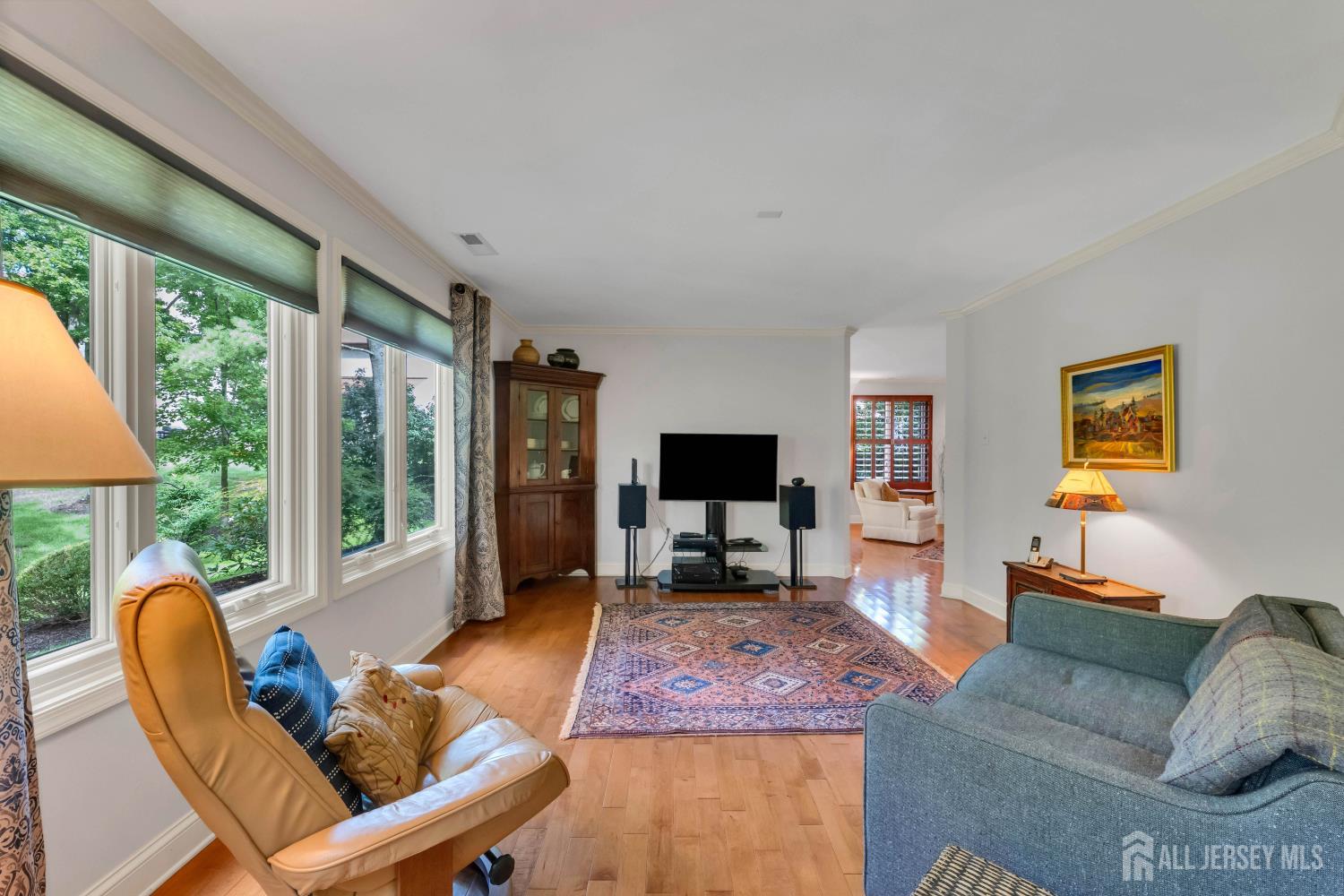 18 Marilyn Court Lawrence NJ 08648