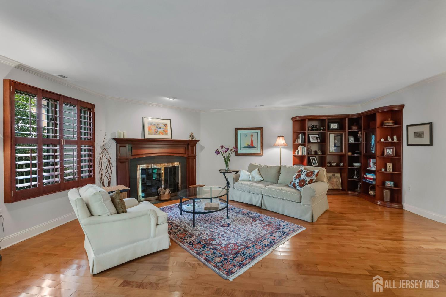 18 Marilyn Court Lawrence NJ 08648