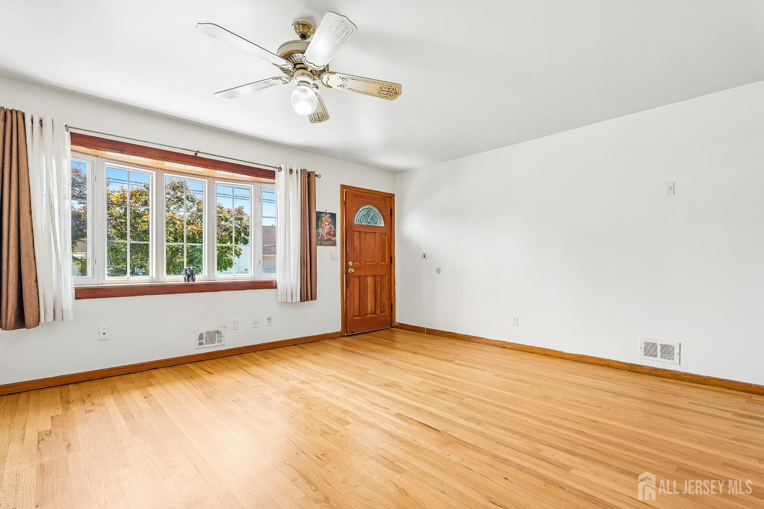 124 Sonora Avenue Iselin NJ 08830