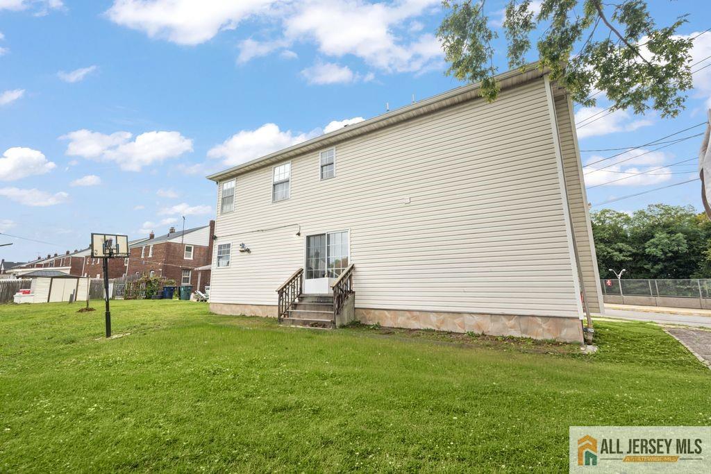 716 Carlock Avenue Perth Amboy NJ 08861