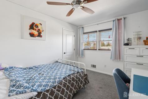 37 Merker Drive Edison NJ 08837