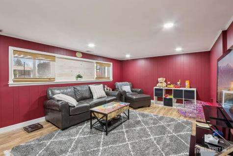 37 Merker Drive Edison NJ 08837