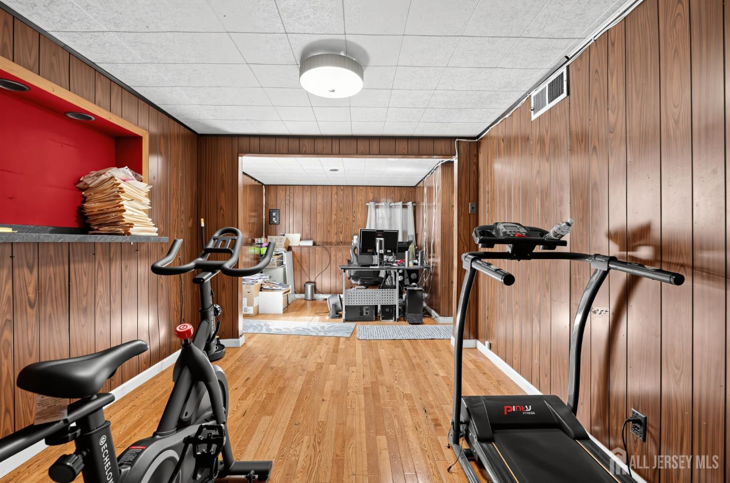 193 Mcfarlane Road Colonia NJ 07067