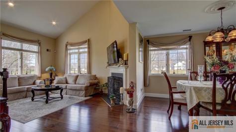 3 Chadwick Lane Monroe NJ 08831