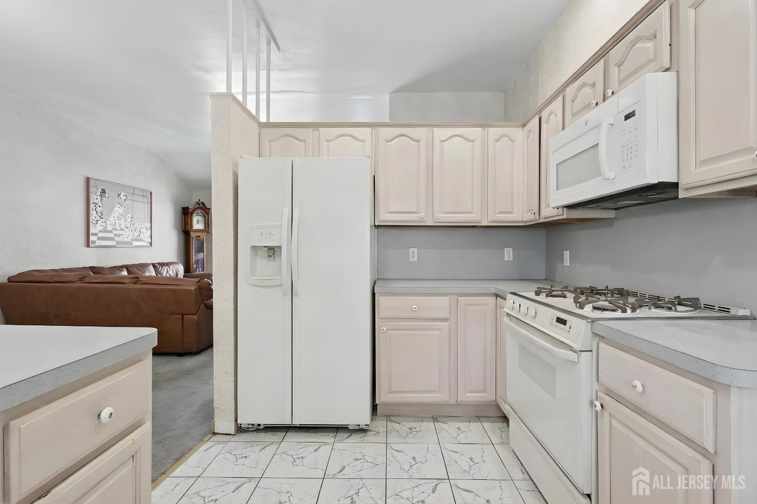 29 Joyce Place Sayreville NJ 08859