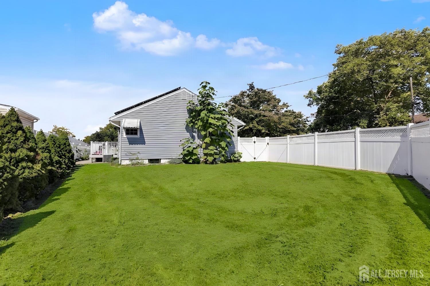 29 Joyce Place Sayreville NJ 08859