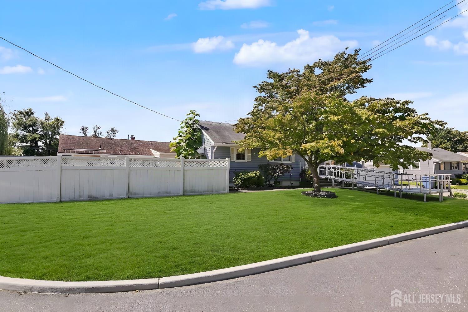 29 Joyce Place Sayreville NJ 08859