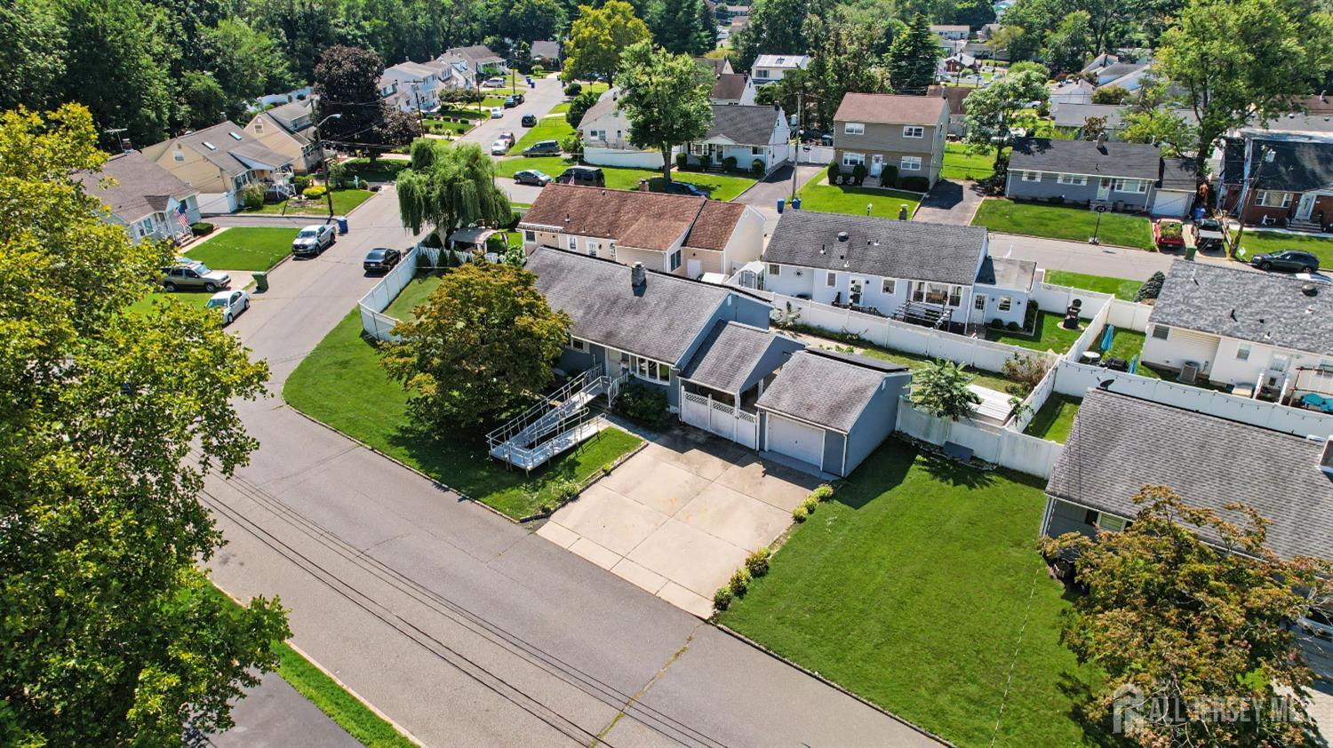 29 Joyce Place Sayreville NJ 08859
