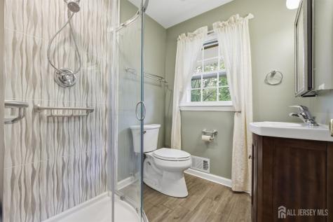 7 Oakland Road Old Bridge NJ 08857