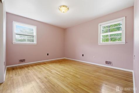 7 Oakland Road Old Bridge NJ 08857
