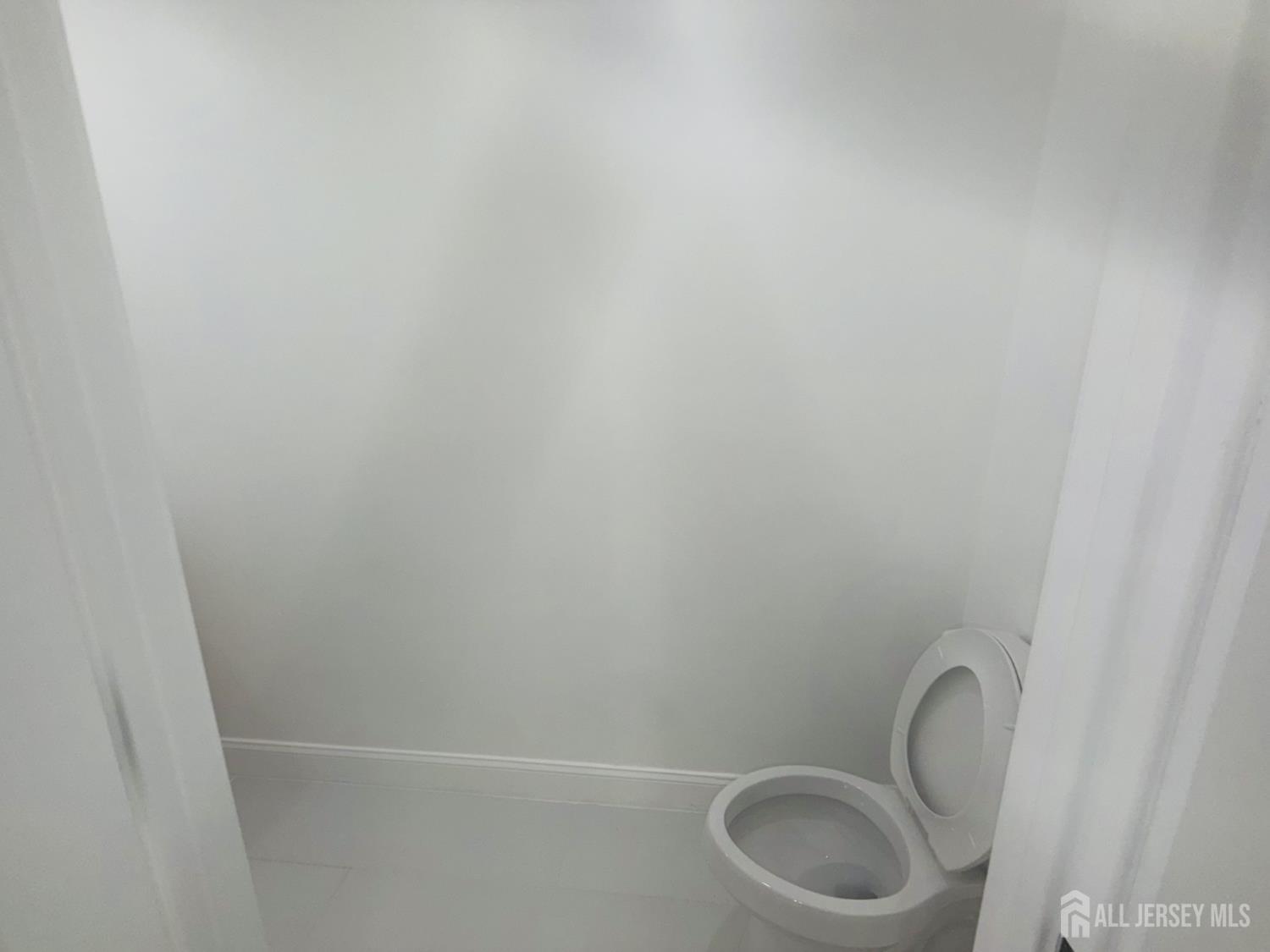 19 Lisa Court Colonia NJ 07067
