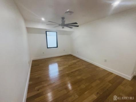 19 Lisa Court Colonia NJ 07067