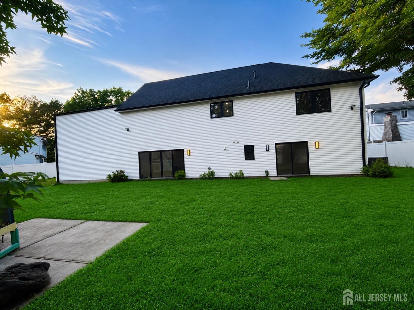 19 Lisa Court Colonia NJ 07067