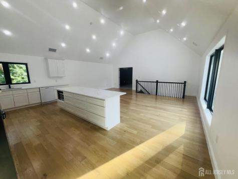 19 Lisa Court Colonia NJ 07067