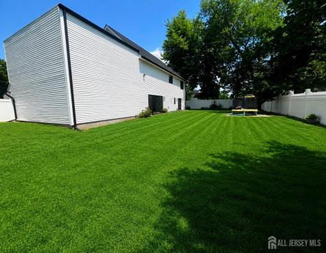 19 Lisa Court Colonia NJ 07067