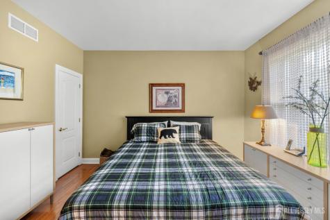 11 Windmill Court Plainsboro NJ 08536
