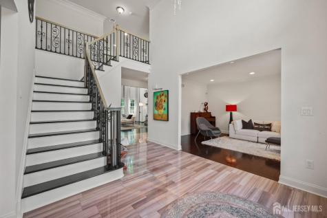 9 Gatarz Court East Brunswick NJ 08816